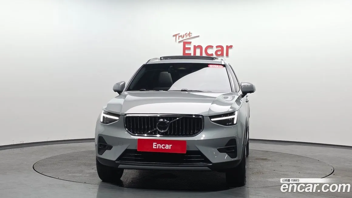 Volvo XC40 2025 из KR, фото 4