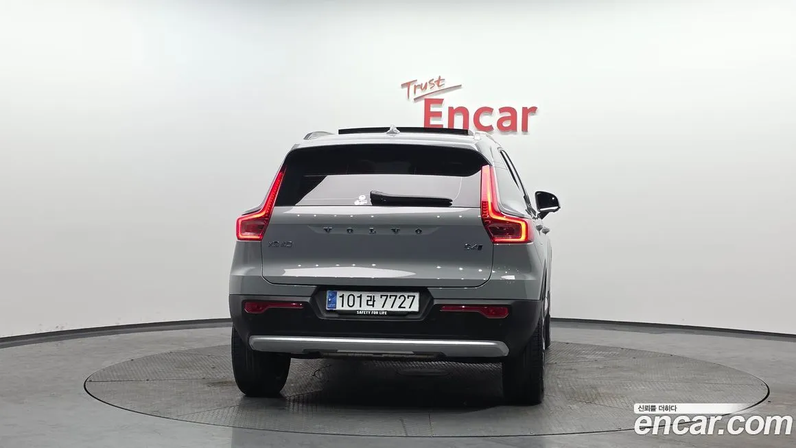 Volvo XC40 2025 из KR, фото 9