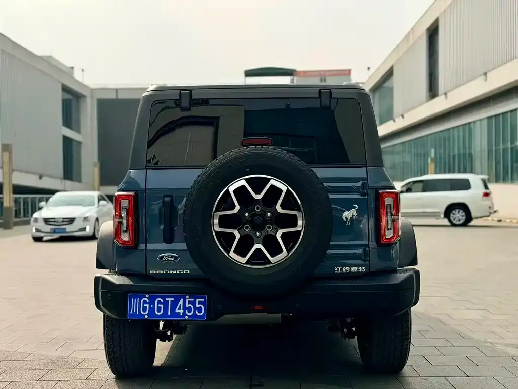 Ford Bronco 2024 из CN, фото 2