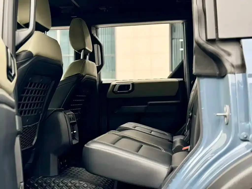 Ford Bronco 2024 из CN, фото 5