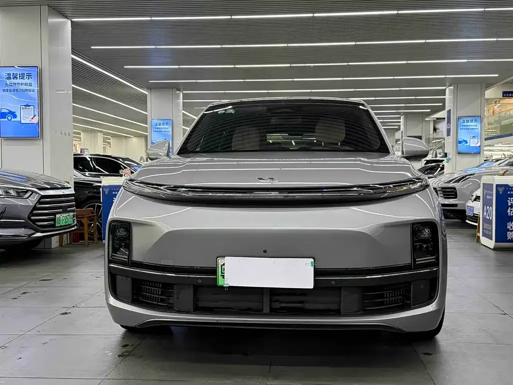 Li Auto L8 2022 из CN, фото 5