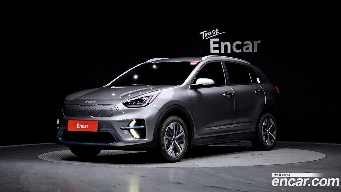 Kia Niro — фото 1