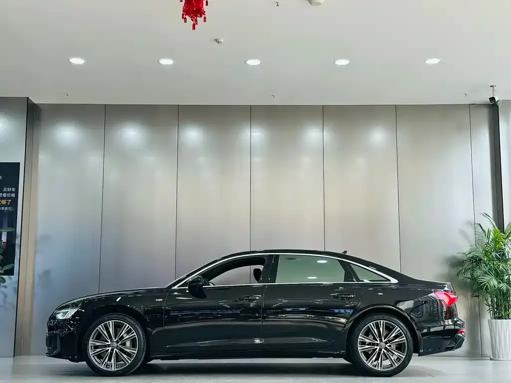 Audi A6L 2021 из CN, фото 7
