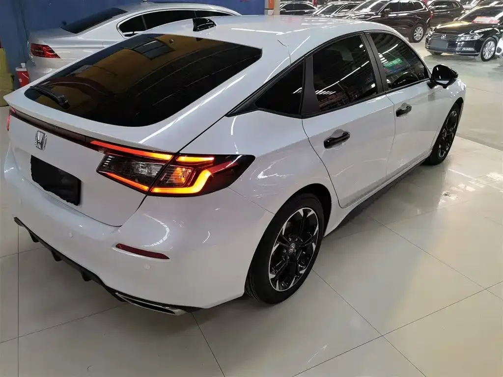 Honda Civic — фото 8