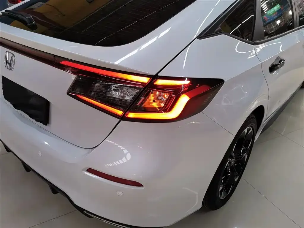 Honda Civic — фото 7
