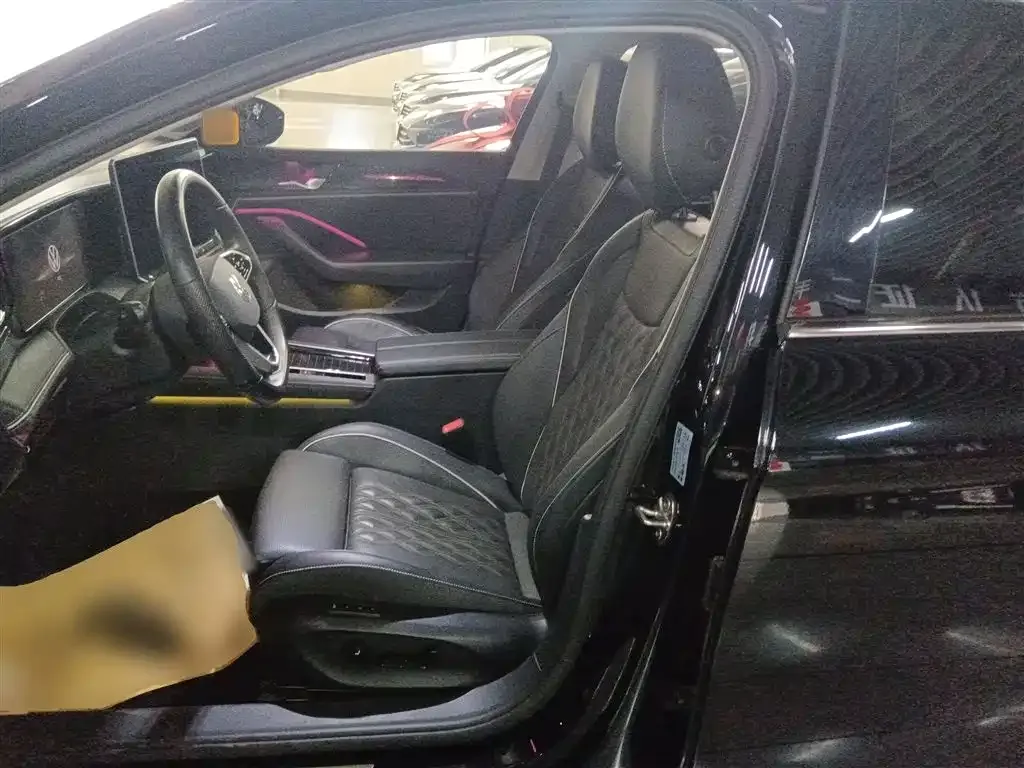 Volkswagen Magotan 2024 из CN, фото 7