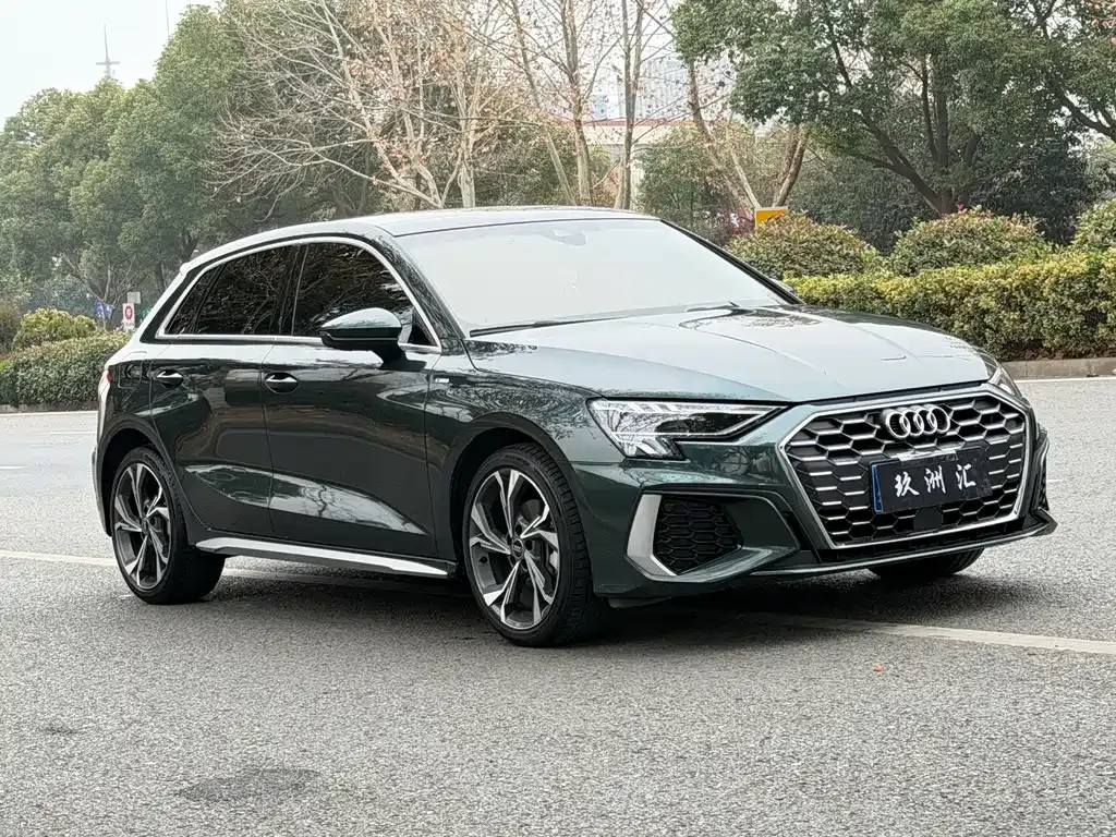 Audi A3 2023 из CN, фото 6