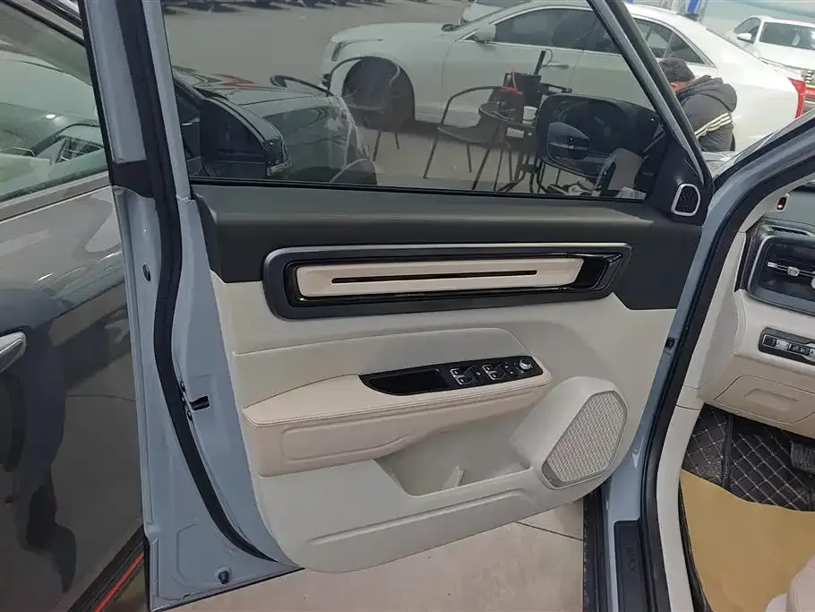 Geely Icon 2023 из CN, фото 4
