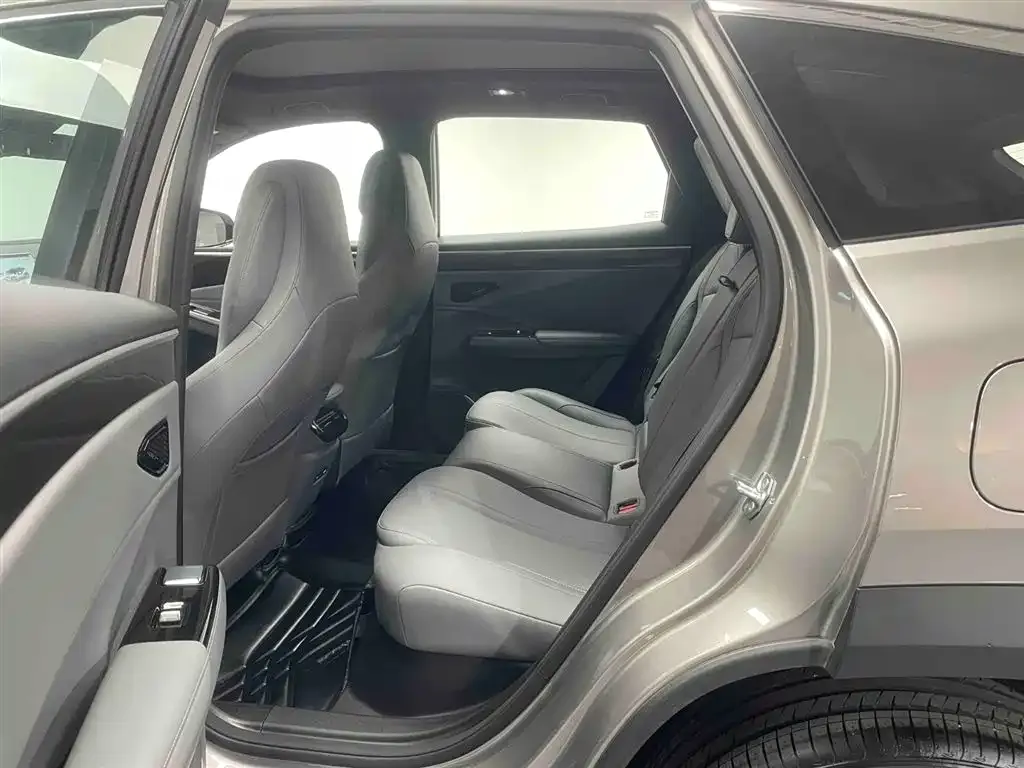 Geely Galaxy L7 2025 из CN, фото 8
