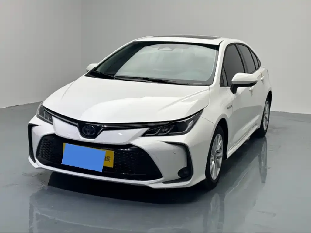 Toyota Corolla 2023 из CN, фото 1