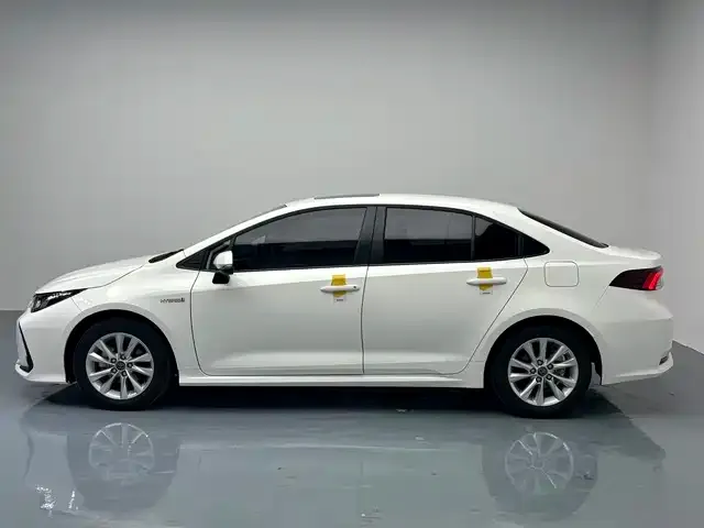Toyota Corolla 2023 из CN, фото 5