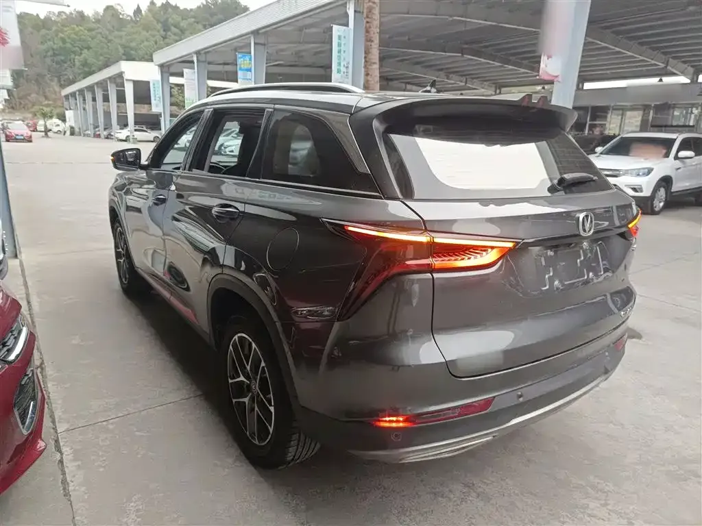 Changan CS75PLUS — фото 10
