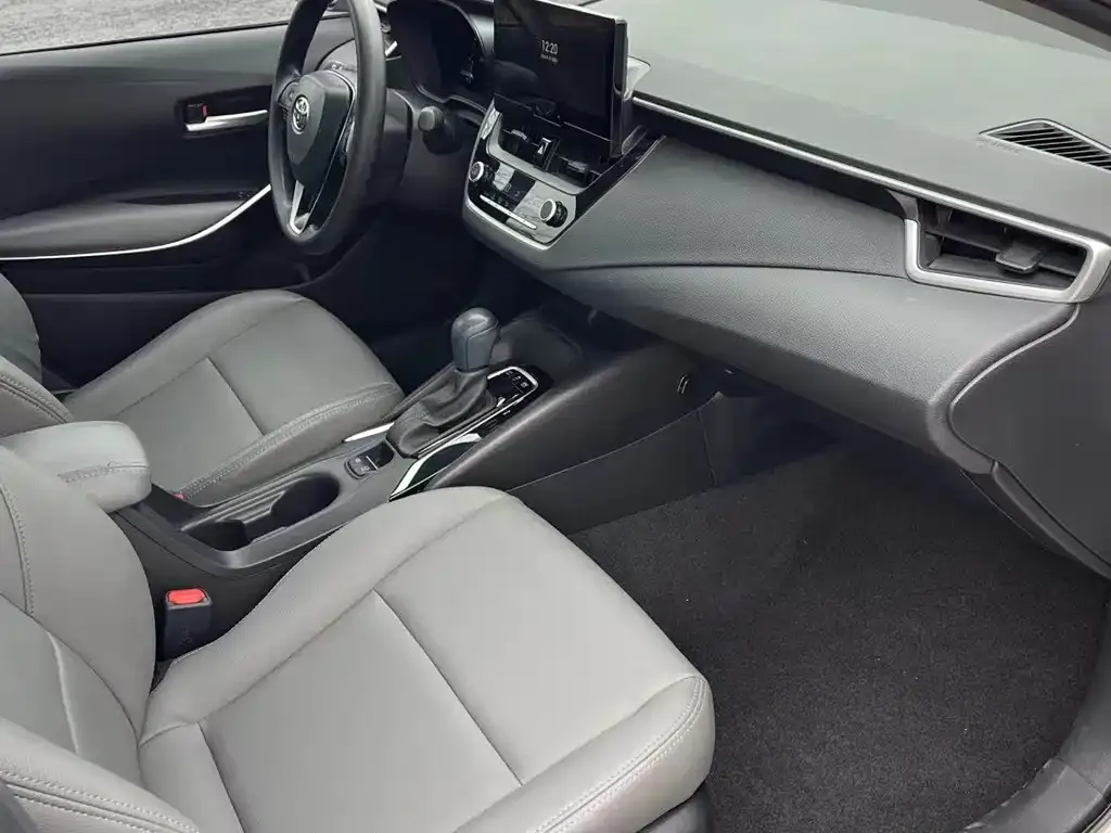 Toyota Corolla 2023 из CN, фото 3