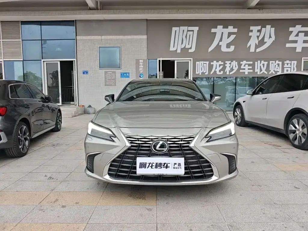 Lexus ES 2025 из CN, фото 5