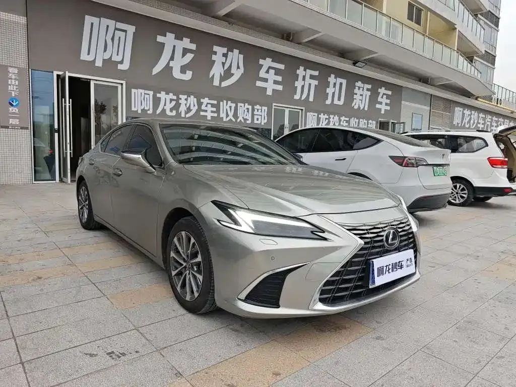 Lexus ES 2025 из CN, фото 8