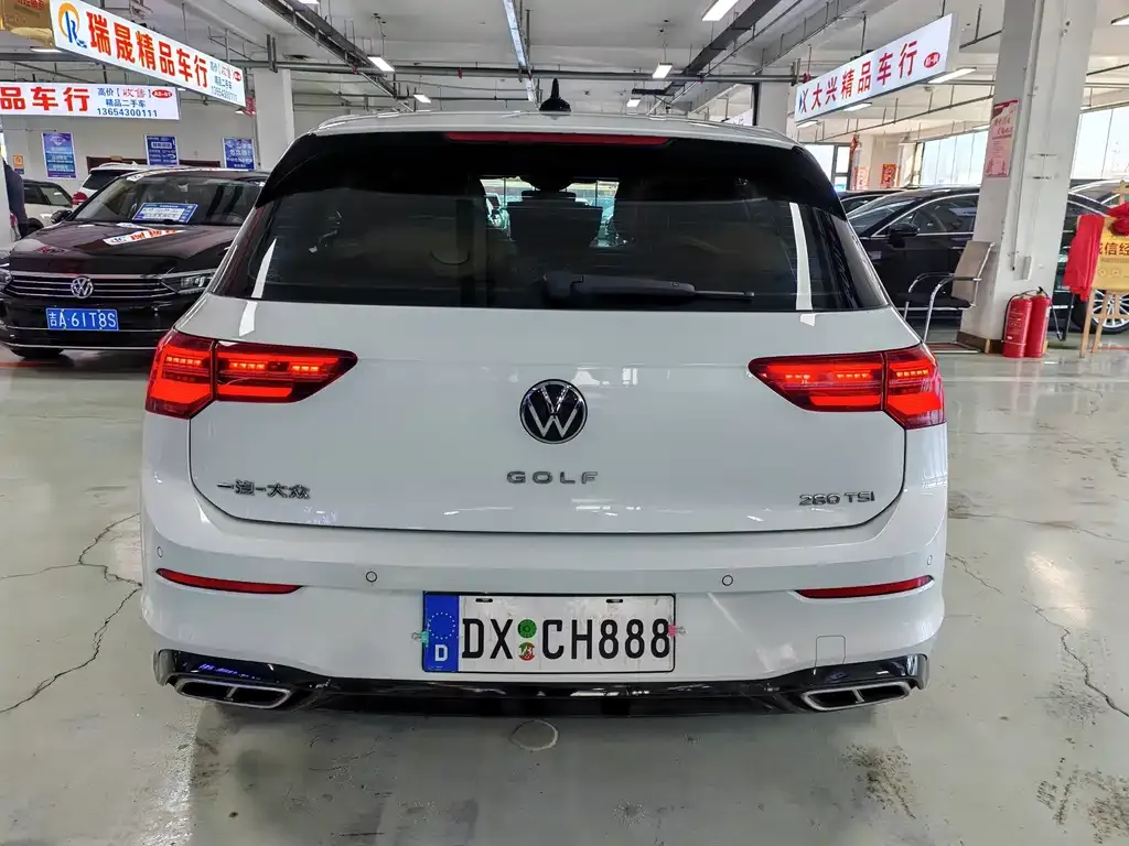 Volkswagen Golf 2022 из CN, фото 4