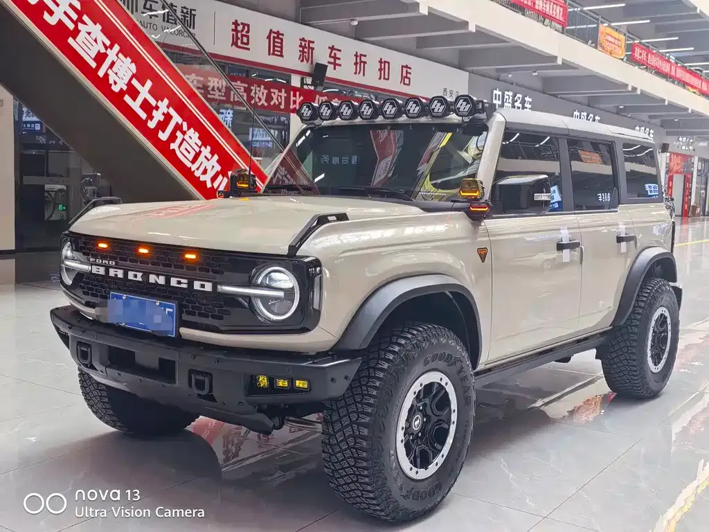 Ford Bronco 2024 из CN, фото 1