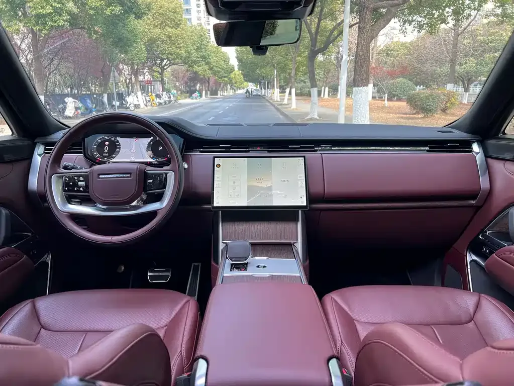 Land Rover Range Rover 2025 из CN, фото 2
