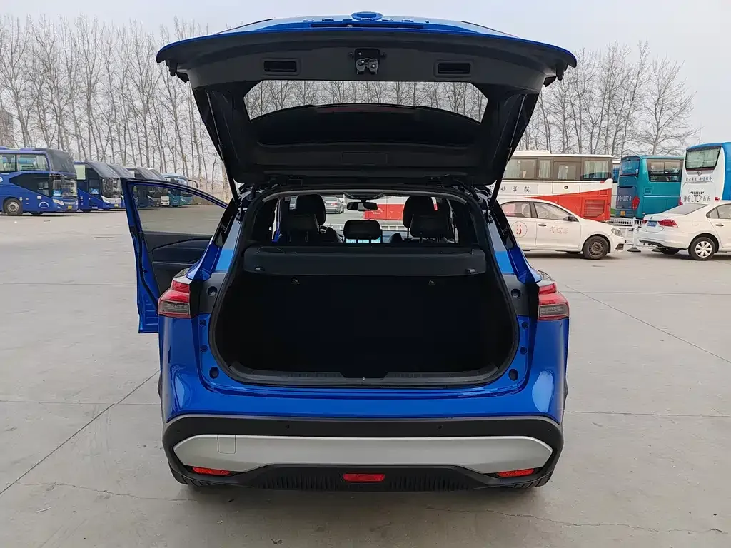 Nissan Qashqai 2023 из CN, фото 7