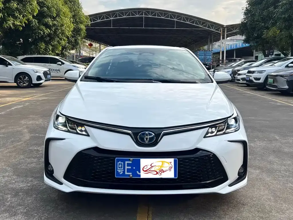 Toyota Corolla 2023 из CN, фото 7