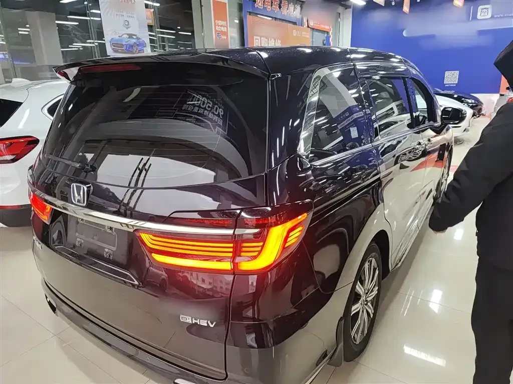 Honda Odyssey 2023 из CN, фото 5