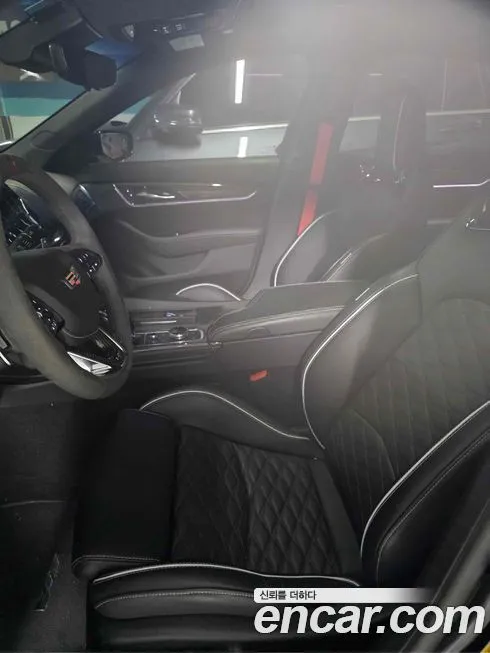 Cadillac CT5-V