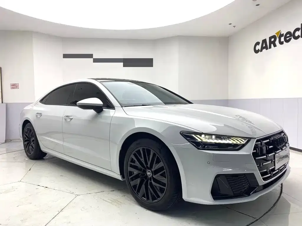 Audi A7L — фото 6