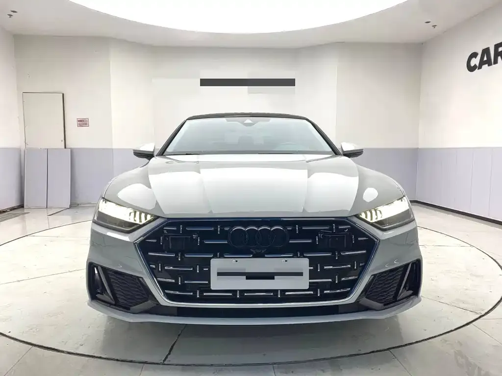 Audi A7L — фото 2