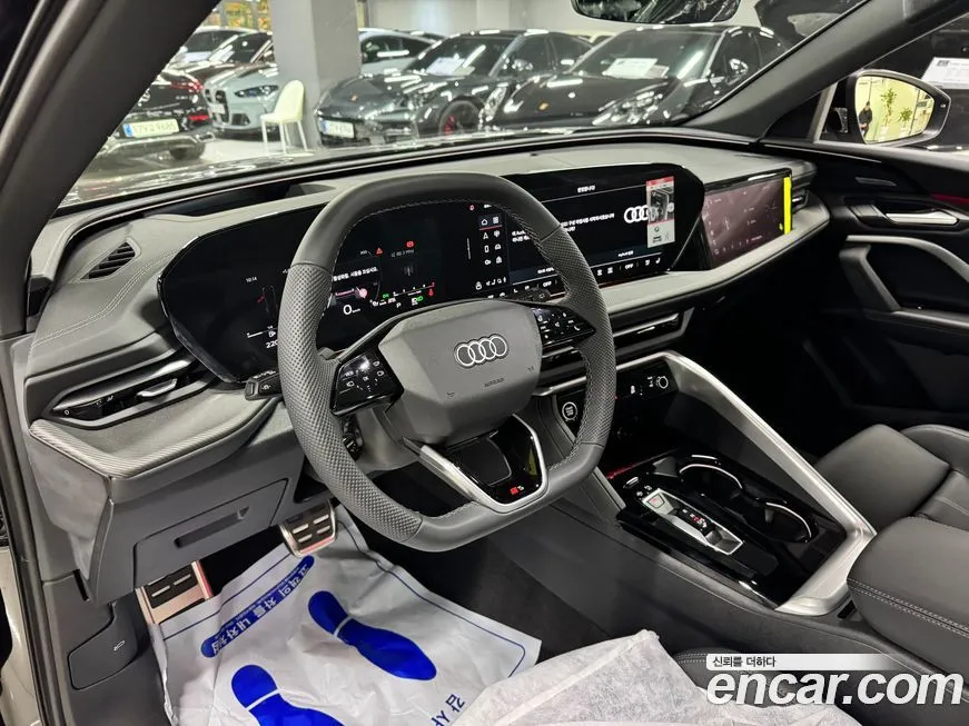 Audi Q5 2025 из KR, фото 7