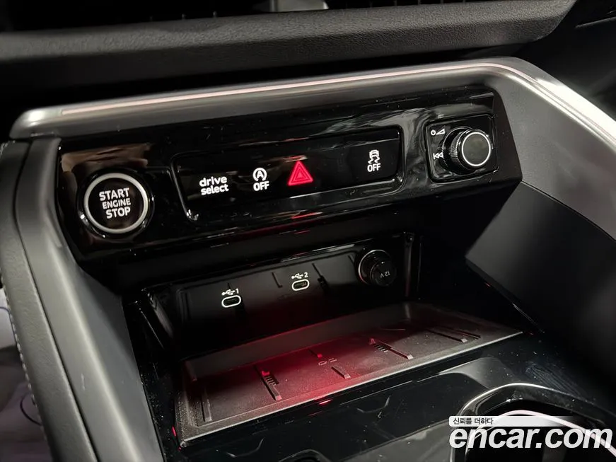 Audi Q5 2025 из KR, фото 2