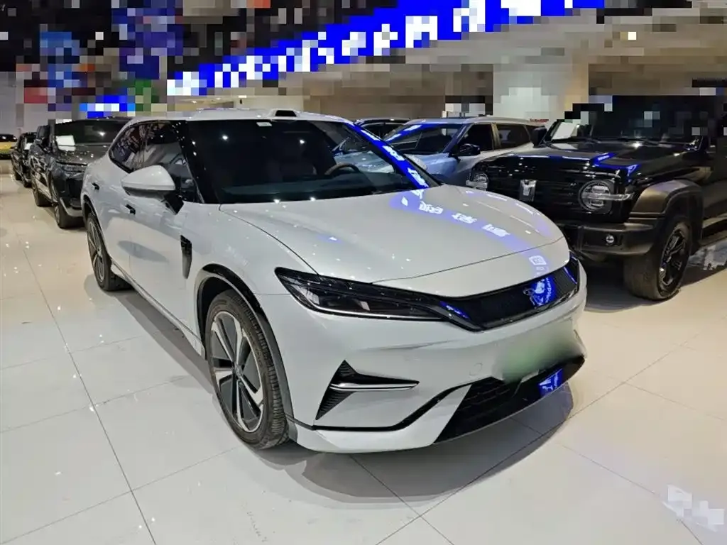 BYD L EV 2025 из CN, фото 6