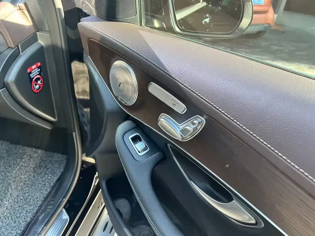Mercedes-Benz GLC 2023 из CN, фото 6
