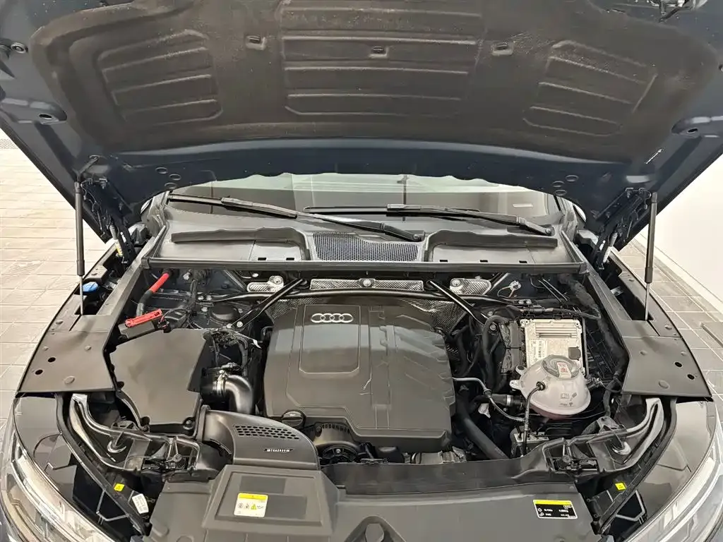 Audi Q5L 2023 из CN, фото 4
