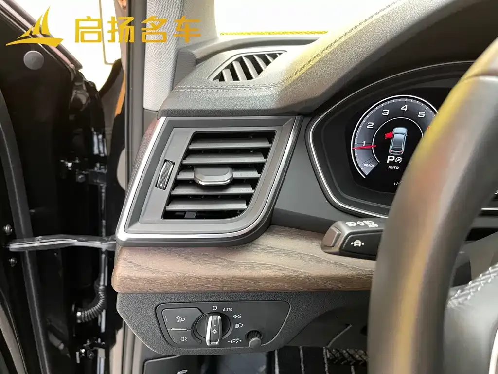 Audi Q5L 2022 из CN, фото 5