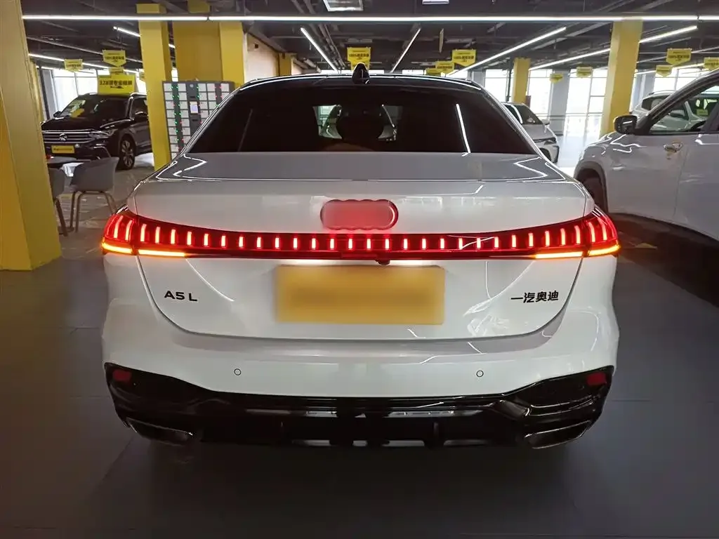 Audi A5L 2025 из CN, фото 4