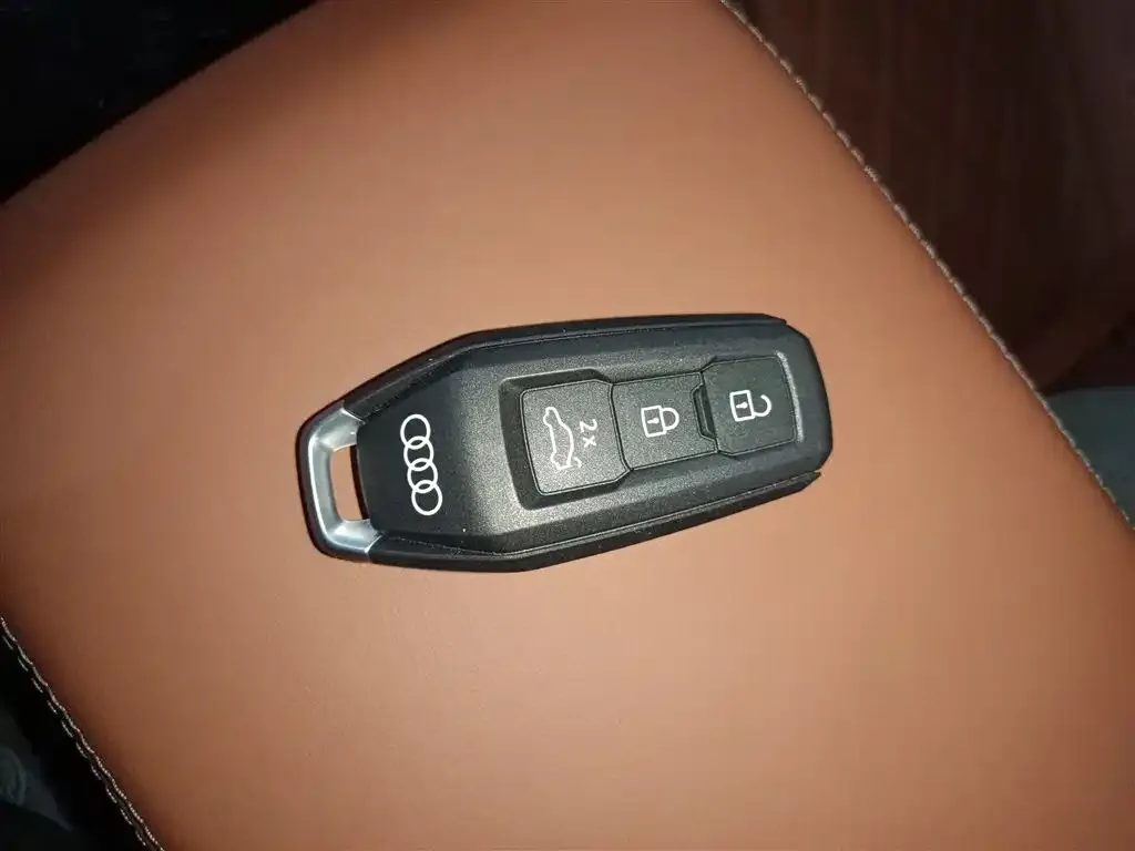 Audi A5L 2025 из CN, фото 3
