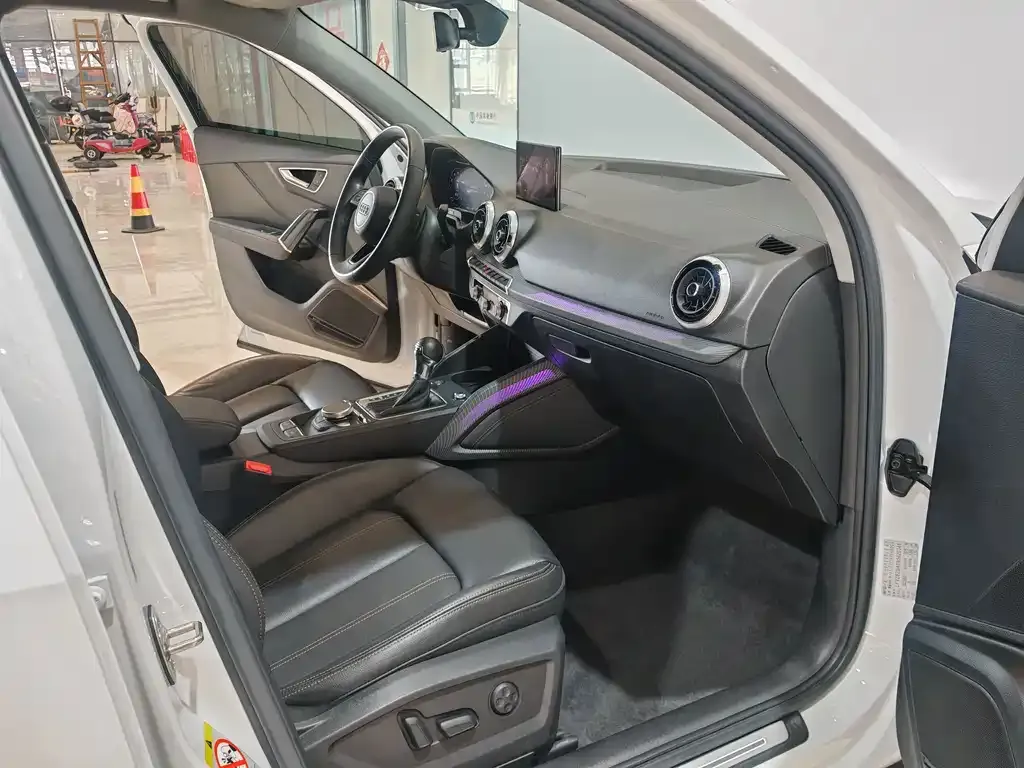 Audi Q2L 2022 из CN, фото 10