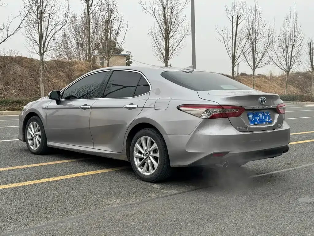 Toyota Camry 2021 из CN, фото 4