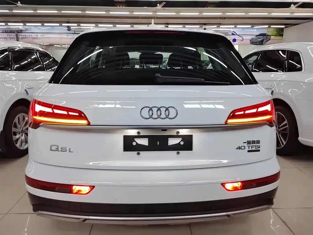 Audi Q5L 2022 из CN, фото 6