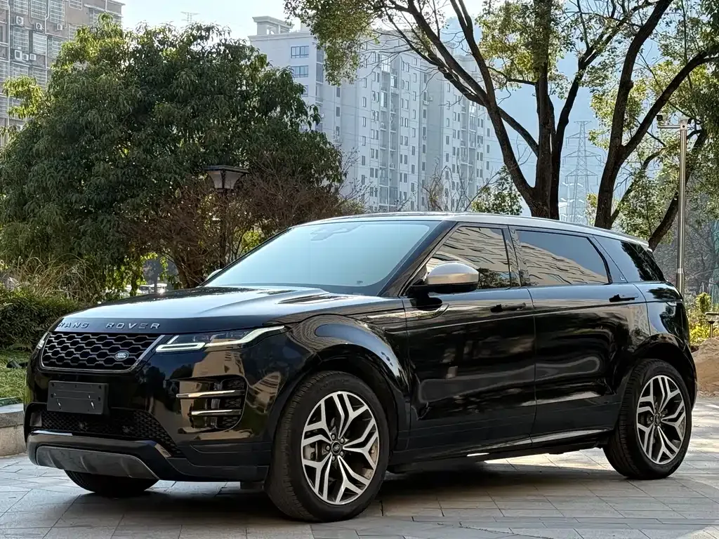 Land Rover Evoque — фото 1