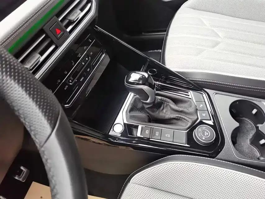Volkswagen Tayron 2023 из CN, фото 7