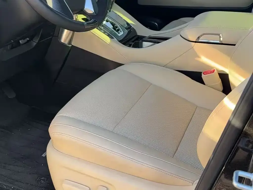 Toyota Alphard 2021 из CN, фото 3