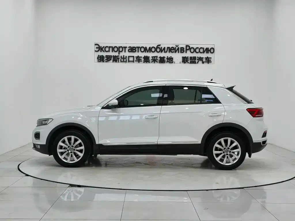 Volkswagen T-Roc 2023 из CN, фото 2