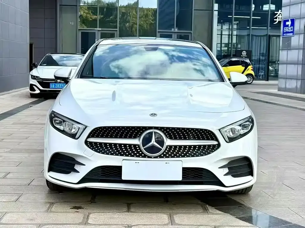 Mercedes-Benz A-Class — фото 9