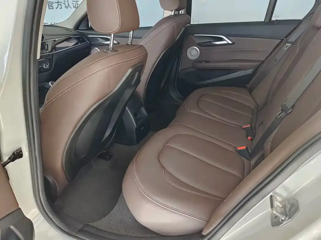 BMW 1 Series 2022 из CN, фото 5