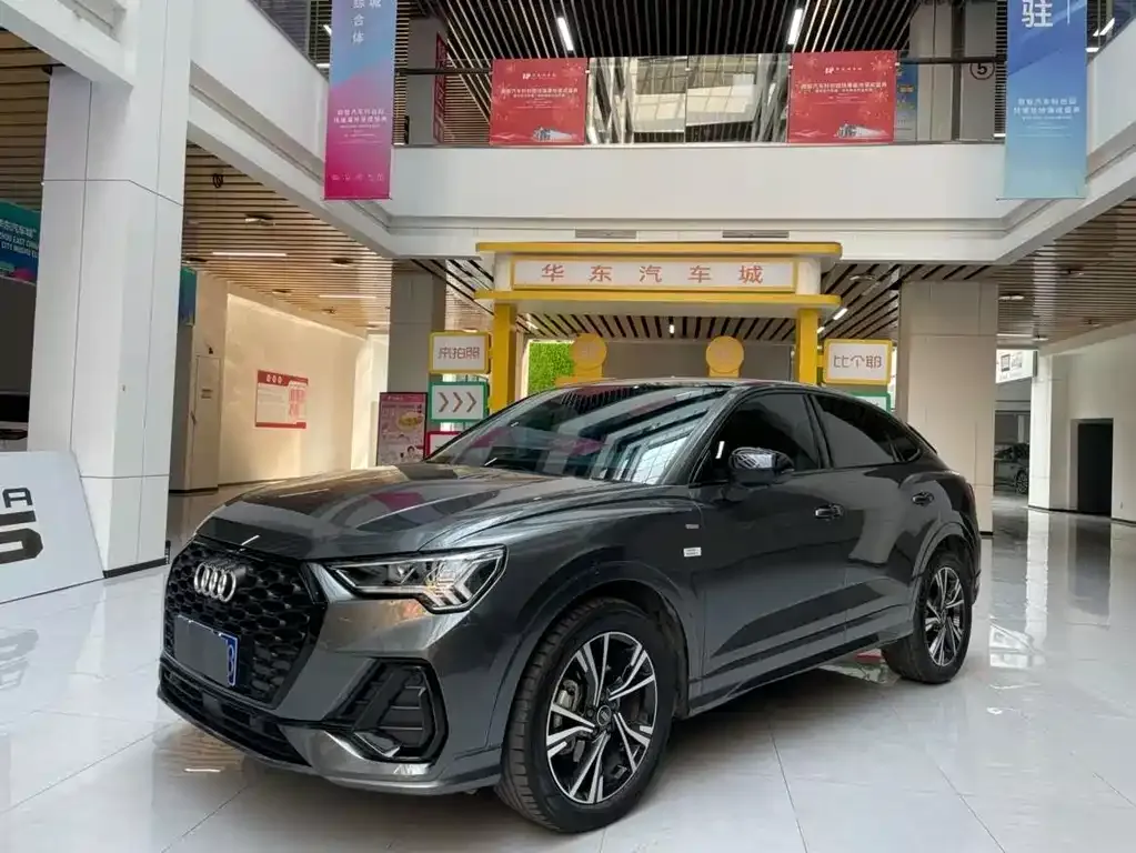 Audi Q3 Sportback 2022 из CN, фото 1