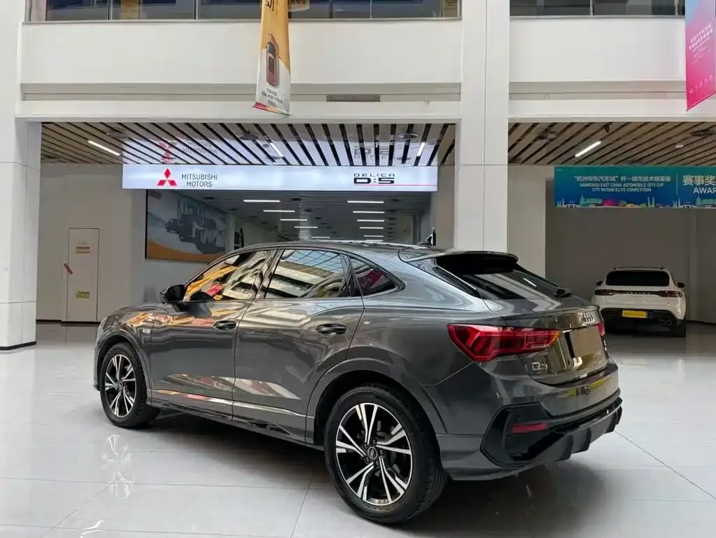 Audi Q3 Sportback 2022 из CN, фото 3