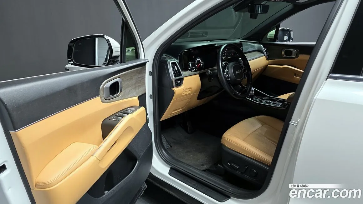 Kia Sorento — фото 10