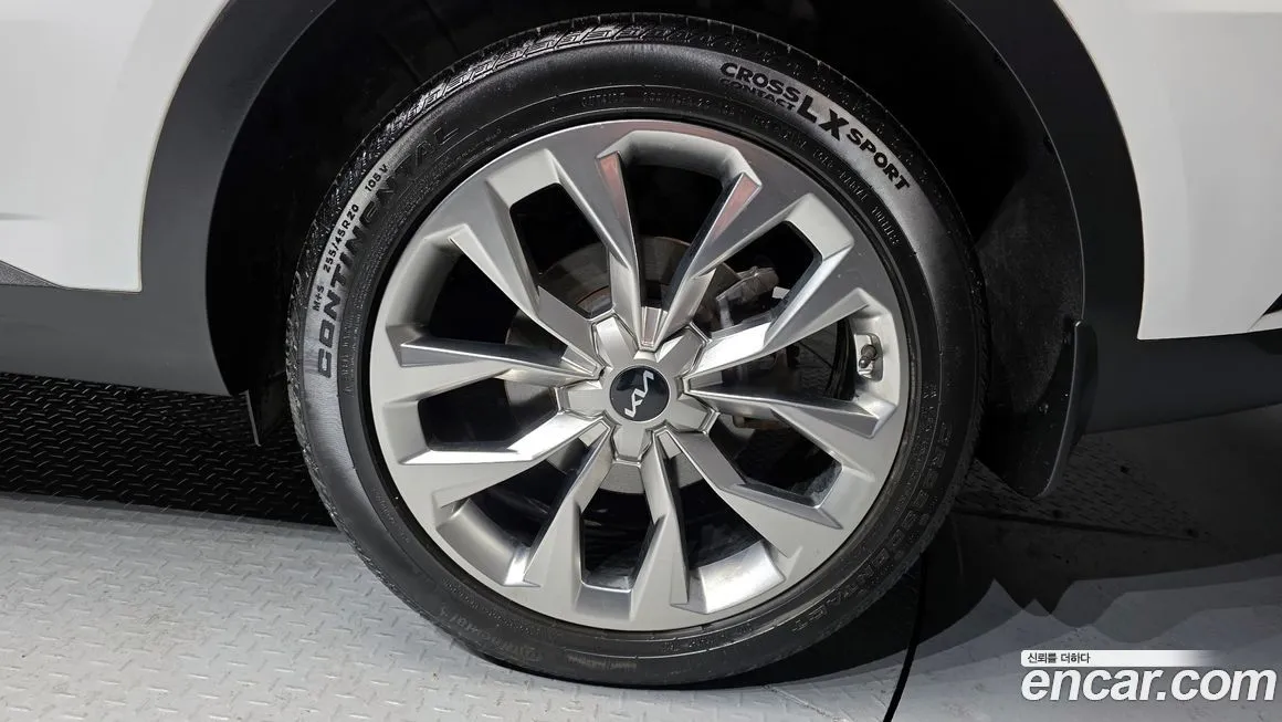 Kia Sorento — фото 5