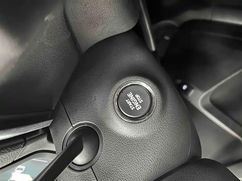 Skoda Karoq 2024 из CN, фото 7